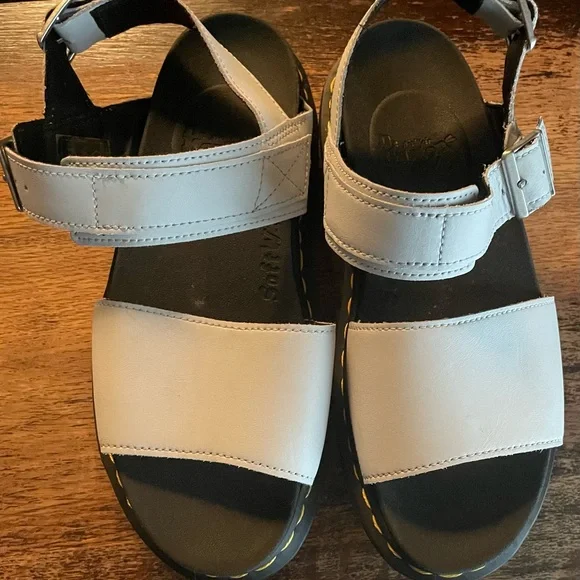 Women’s Dr Martens Voss Sandal size 8 - Picture 2 of 5